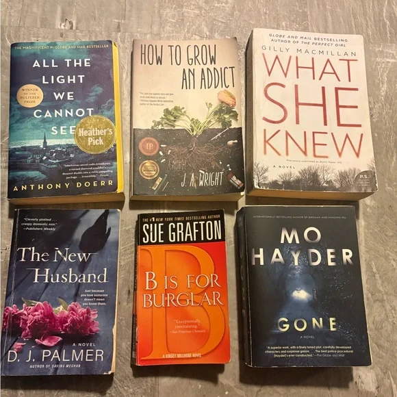 Assorted Book Collection - Picture 5 of 9